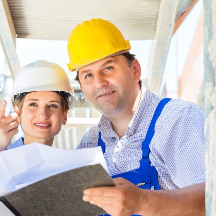 découvrez tout ce qu'il faut savoir sur le prix de l'assurance décennale : facteurs influençant le coût, comparatifs et conseils pour choisir la meilleure couverture pour vos projets de construction.