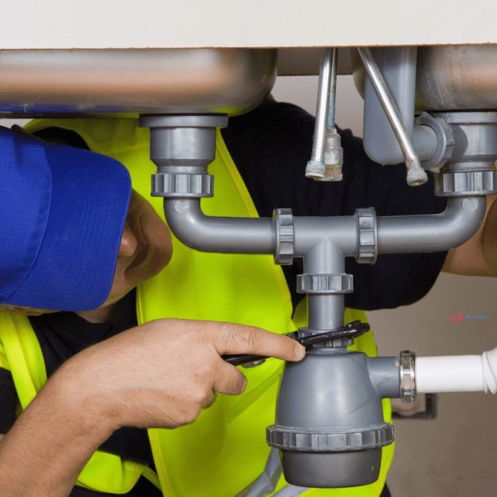 découvrez tout ce qu'il faut savoir sur le prix de la garantie décennale en france. obtenez des informations claires sur les coûts, les avantages et les critères de souscription pour protéger vos travaux de construction. ne laissez pas le hasard compromettre votre investissement !