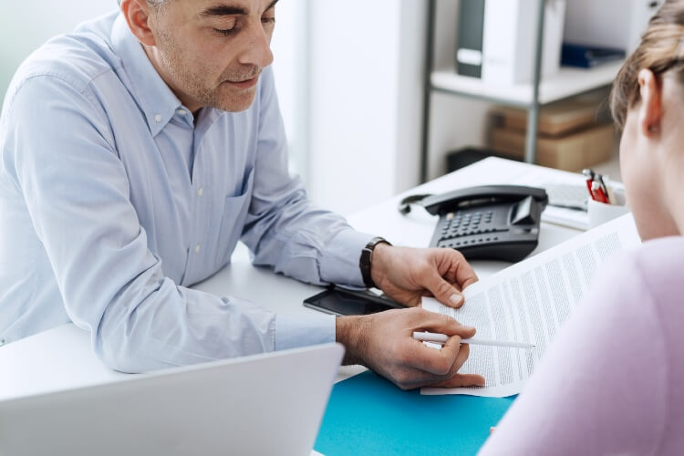 découvrez notre assurance professionnelle dédiée aux artisans, conçue pour protéger votre activité et vos biens. profitez d'une couverture sur mesure et d'un accompagnement expert pour sécuriser votre entreprise.