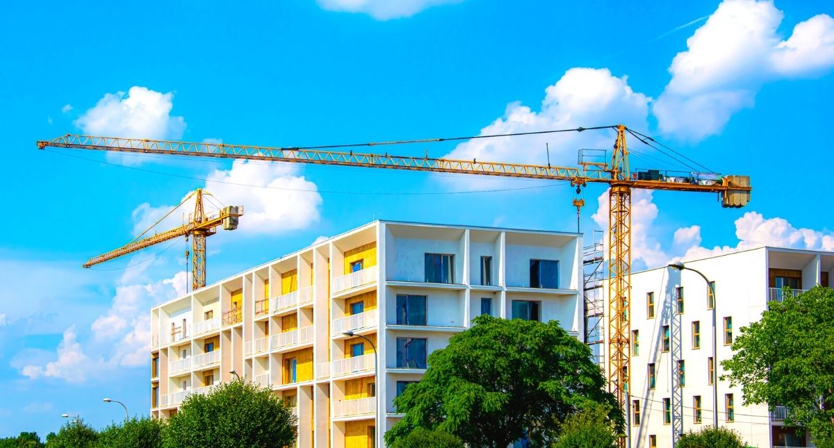 découvrez l'importance de la garantie décennale pour les immeubles neufs. protégez votre investissement avec cette assurance qui couvre les défauts de construction pendant 10 ans. informez-vous sur les avantages et les obligations liés à cette garantie essentielle.