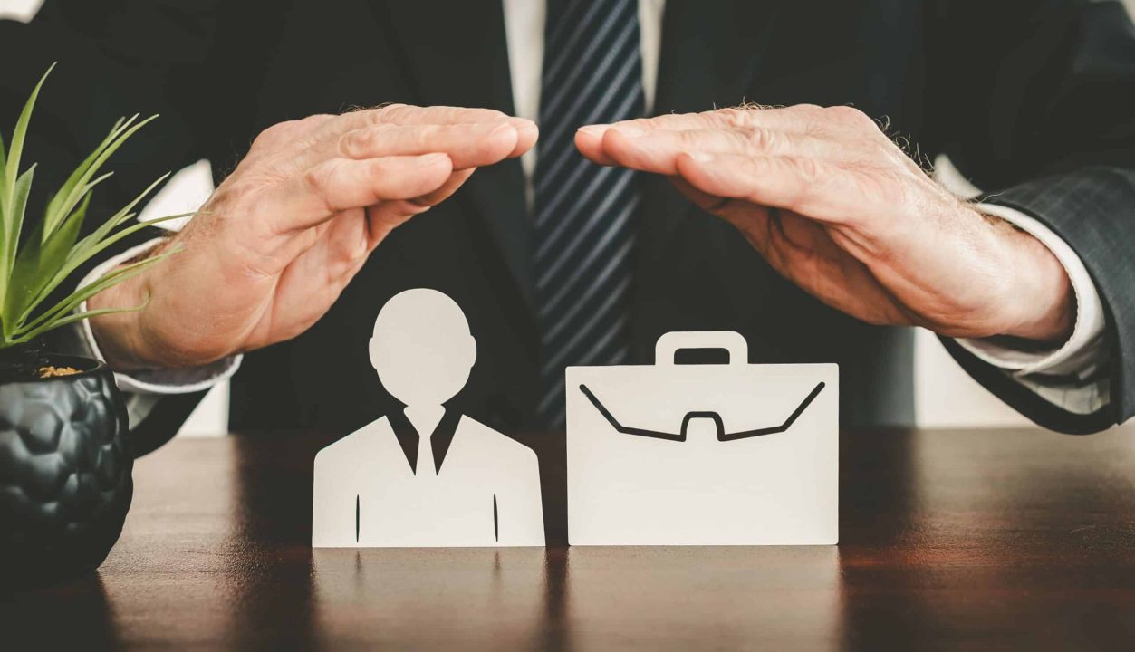 découvrez notre service d'assurance professionnelle en ligne, conçu pour protéger votre activité tout en simplifiant vos démarches administratives. bénéficiez d'une couverture adaptée à vos besoins, d'une souscription rapide et d'un accompagnement personnalisé pour sécuriser votre avenir professionnel.