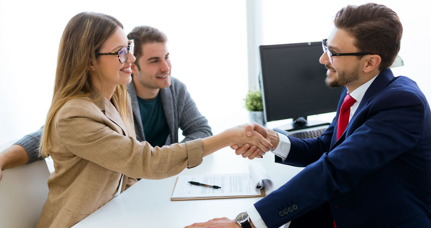 découvrez nos courtiers en assurance, experts dans l'accompagnement personnalisé pour choisir les meilleures garanties adaptées à vos besoins. profitez de conseils avisés et d'offres sur mesure pour protéger ce qui compte le plus pour vous.